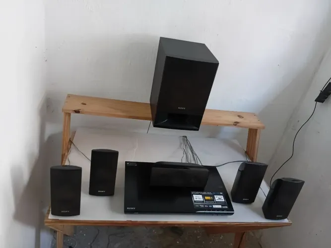 Home teather blu ray 3d sony em perfeito estado 