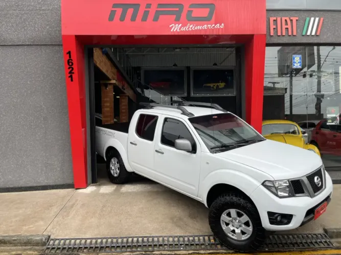 Nissan Frontier SV Attack CD 4X2 2.5 TB Diesel 2015