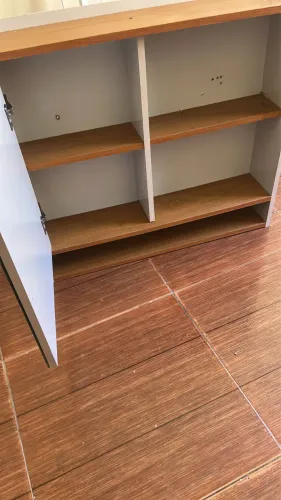 Armário de banheiro com espelho