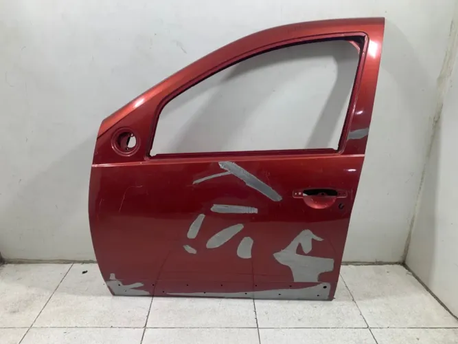 Porta dianteira esquerda Sandero 2008/2014 com borrachão