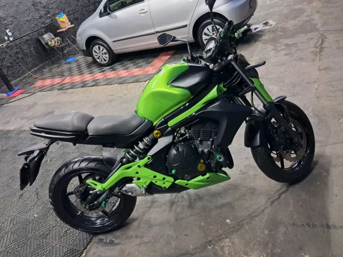 Kawasaki er6n 2014