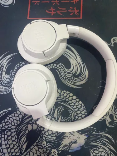 Vendo fone Bluetooth  JBL Branco!