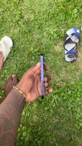 IPHONE 14 PRO- ACEITO TROCA COM VOLTA/ 75% BATERIA 