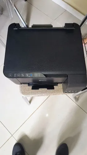 Vendo uma empreesora Epson semi nova com poucos tempos de uzo baixei o preço 