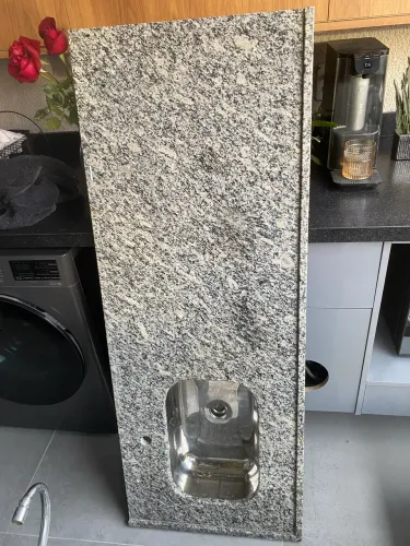 Vendo Pia de Cozinha Granito Ocre Itabira 146cm X 55cm com Cuba Simples