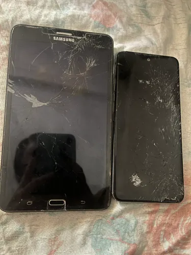 Celular e Tablet