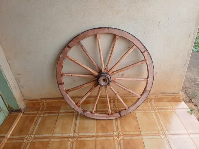 Roda de Carroça para Decoração