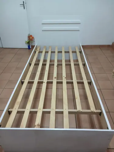 Cama de solteiro