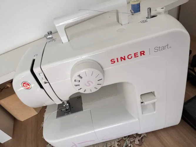 Máquina de costura Singer Start1306