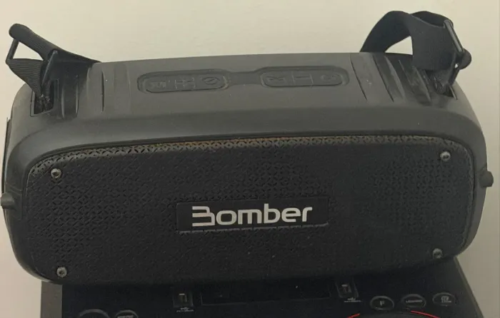 Caixa Bluetooth bomberbox