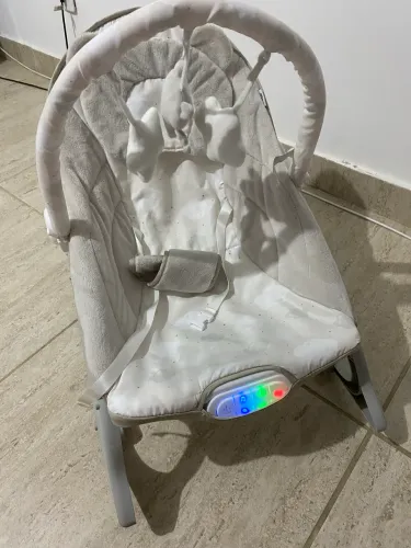 Cadeira de descanso para bebê