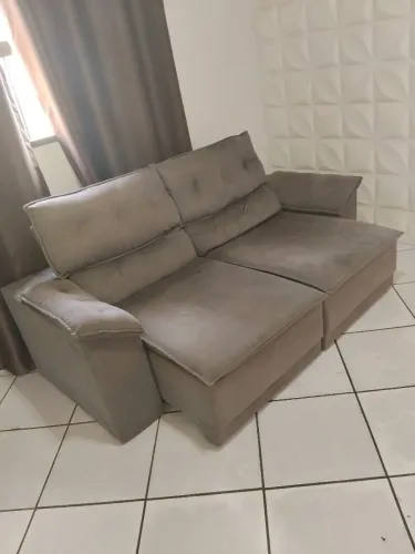 Sofá retrátil reclinável 