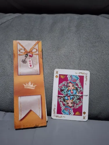 CARTA MADELINE HATTER E DIARIO LIZZIE HEARTS (ever after high)