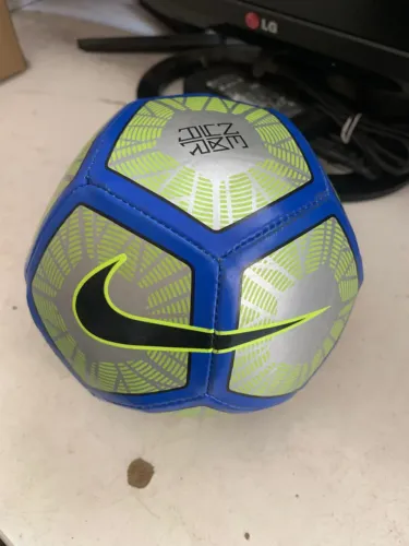 Mini Bola Nike Neymar Jr Edição Especial