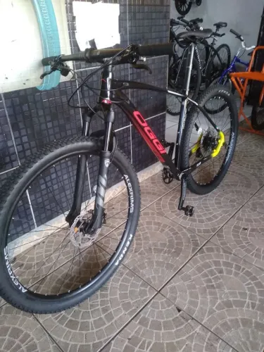 Bicicleta OGGI 7.3 super nova Pouquíssima rodada nota fiscal