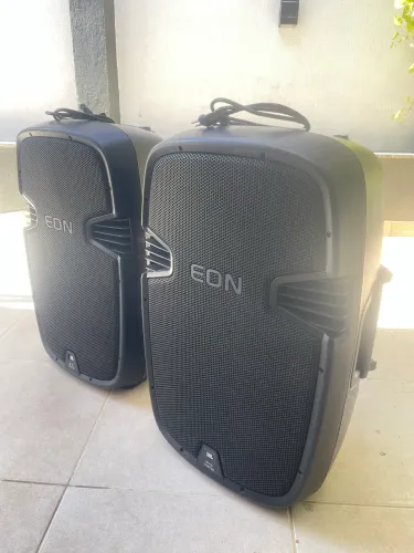 Caixas Ativas JBL EON 515 XT