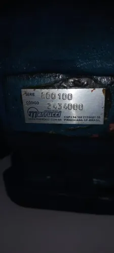 TOMADAS DE FORÇA CAIXA EATON PARA BOMBA DE OLEO ACOPLADA 5/6 MARCHAS CADA