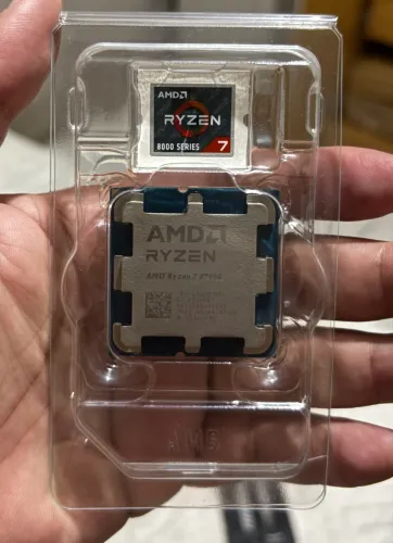 Ryzen 7 8700G