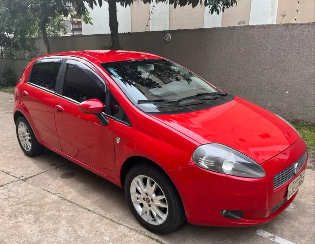 Fiat Punto Attractive Italia 1.4 F.flex 8V 5P 2012