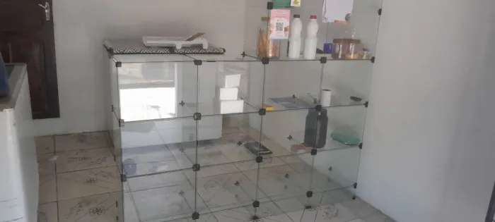 Vitrine de vidro 2 mt por 1.10 cm