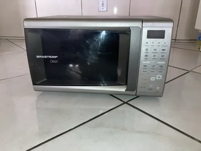 Microondas Brastemp Clean 20 L