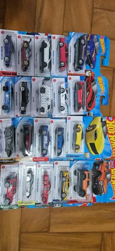 Hot Wheels 20 unidades