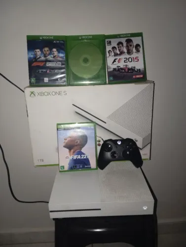 Xbox One S 1TB
