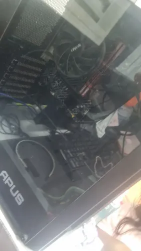 Vendo pc completo ryzen 5 3400g 16bg ram ssd480
