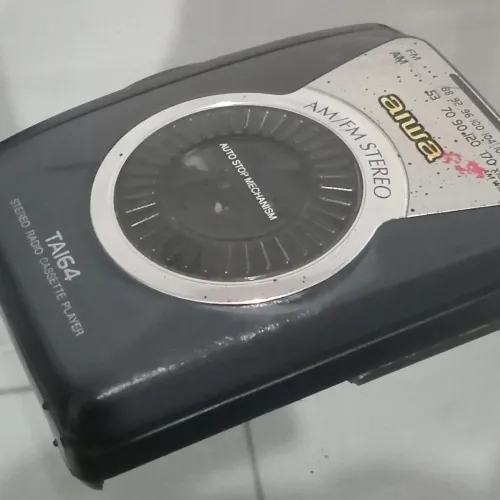 Wallkem aiwa