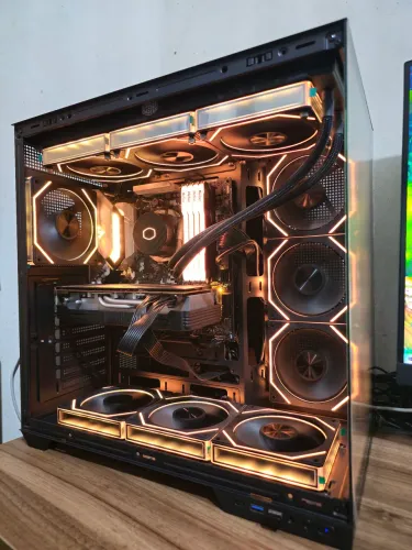 PC Gamer AM4 / Ryzen 7 5700x / 32GB DDR4