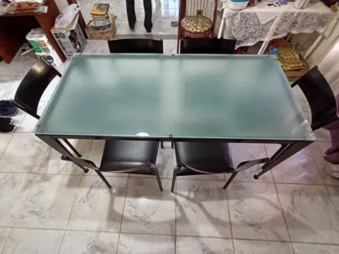 Mesa de Jantar Tok&Stok com Tampo de Vidro Fosco + 6 Cadeiras | Design Moderno