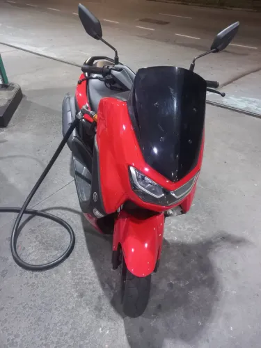 Moto filé   ( *)