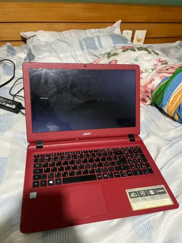 Notebook Laptop Acer Aspire ES 15 / i5 / 4gb RAM