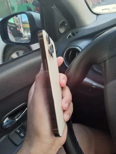 iPhone 14 Pro Max 128 gigas Gold 