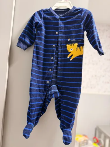 Macacão Fleece Carters 9 meses 
