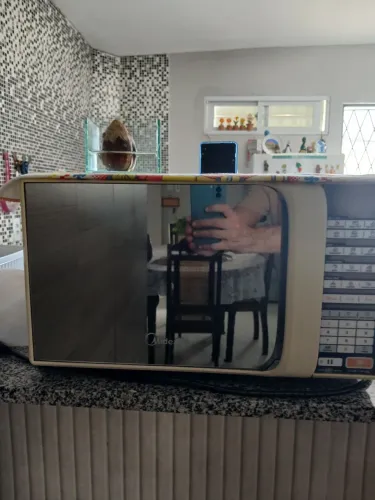 Micro-ondas Midea 20 litros