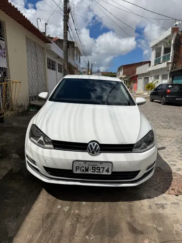 Volkswagen Golf Comfortline 1.6 MSI Total Flex Aut. 2016