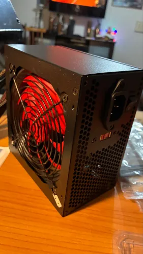 Fonte Fortrek Crusader 500W ATX - Com Cooler Vermelho (Ótimo Estado)