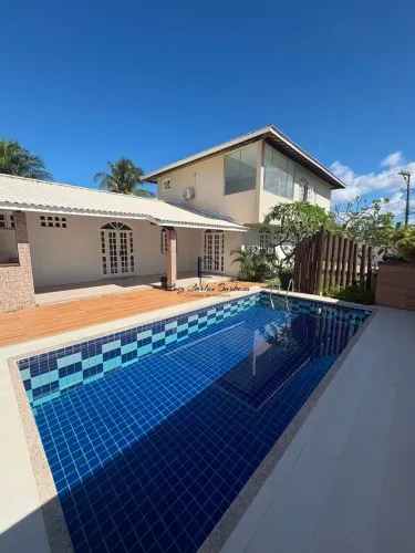 Excelente casa de quatro quartos Ipitanga.