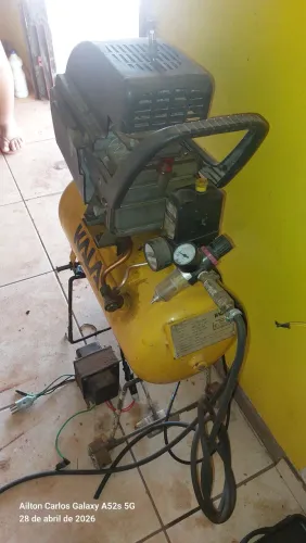 Vende- se compressor 220w já acompanha transformador 1.000