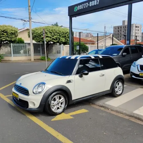 Mini One 1.6 Mec. 2012