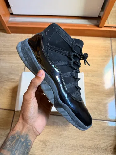 Nike Jordan 11 43/44 (Importado 1 linha)