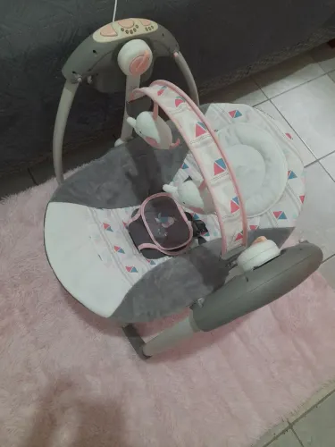 Cadeirinha automática de bebe