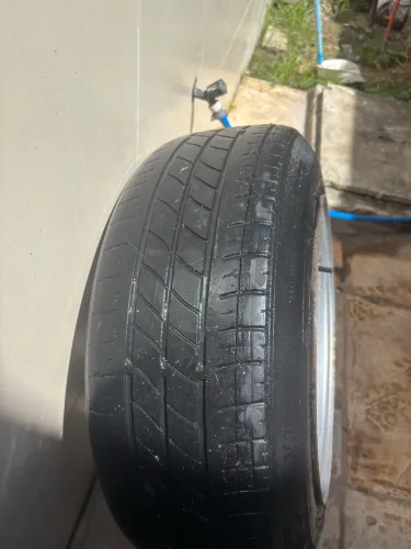 Rodas aro 15 tala 8 e meio