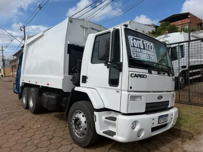 Caminhão Coletor de lixo a venda Ford Cargo 1722 6x2