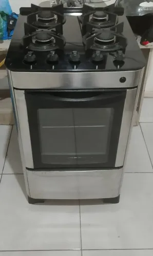 Fogão 4 bocas Esmaltec..