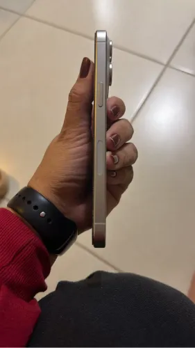 iPhone 15 P/M
