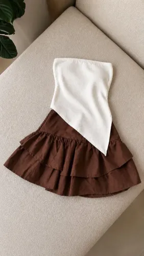 CONJUNTO FEMININO CROPPED + SAIA MARROM COM BABADOS
