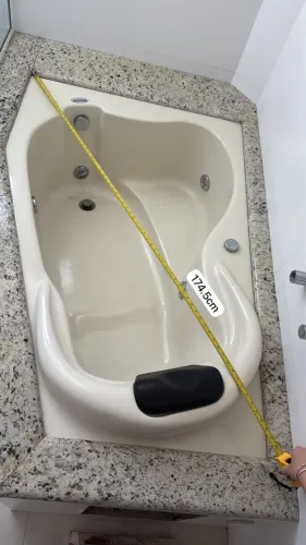 Banheira de hidromassagem