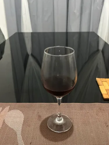 Mesa com 6 cadeiras 